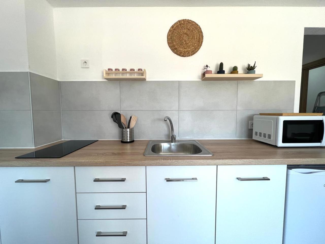 Sithonian Suites Agios Nikolaos  Buitenkant foto